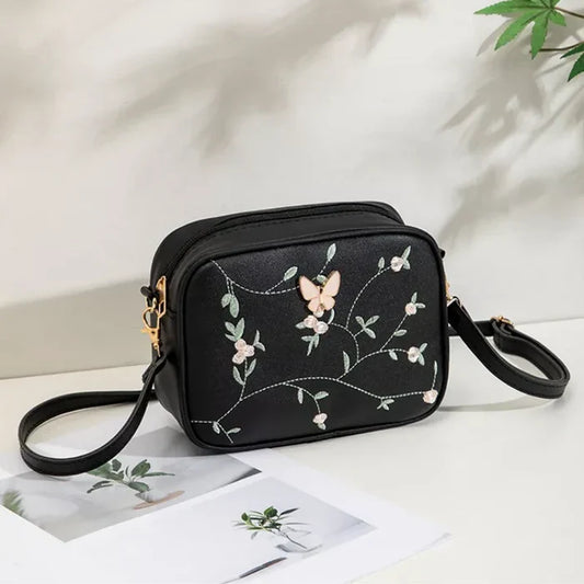 IS-01031-Floral Embroidered Crossbody Bag-Black