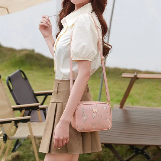 IS-01031-Floral Embroidered Crossbody Bag-Pink